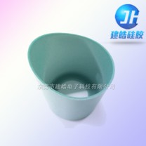 廠家供應(yīng)防燙水杯硅膠護(hù)套|硅膠雜件-建皓硅膠